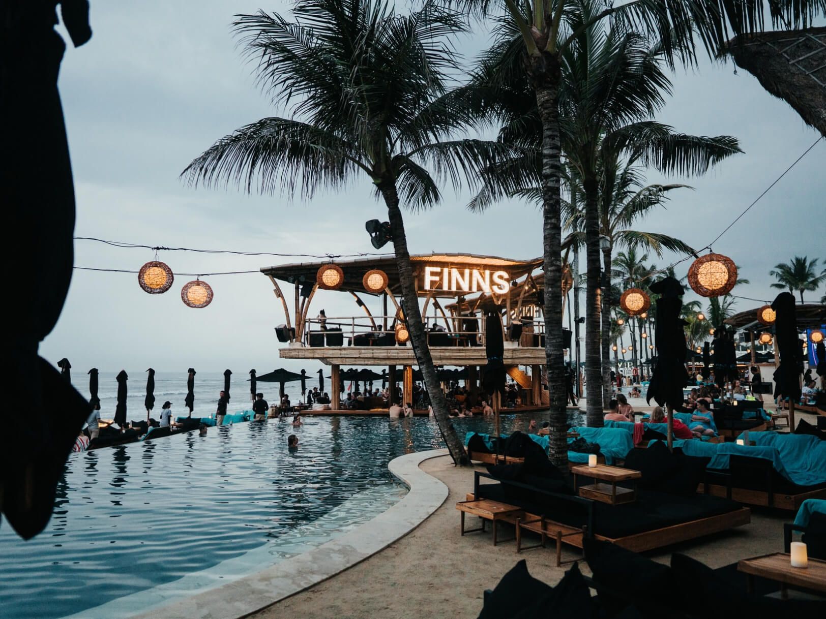 Resorts & Beach Clubs