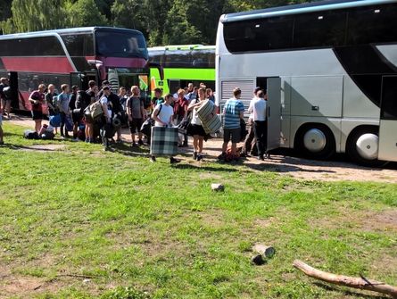 Lokal ekspertise og landsdækkende dækning