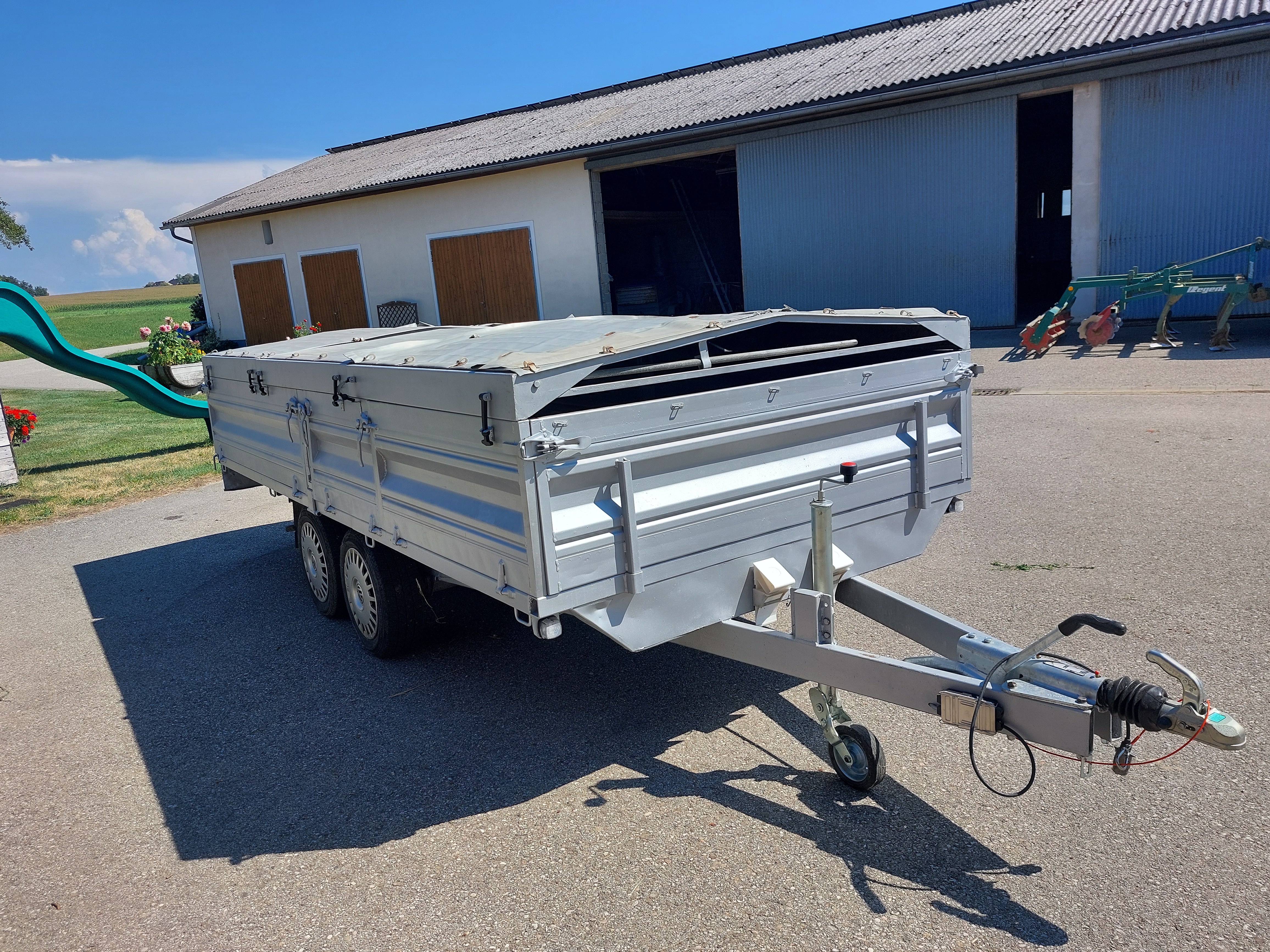 Bild von Anzeige: Verkaufe gebrauchten Ferkelanhänger