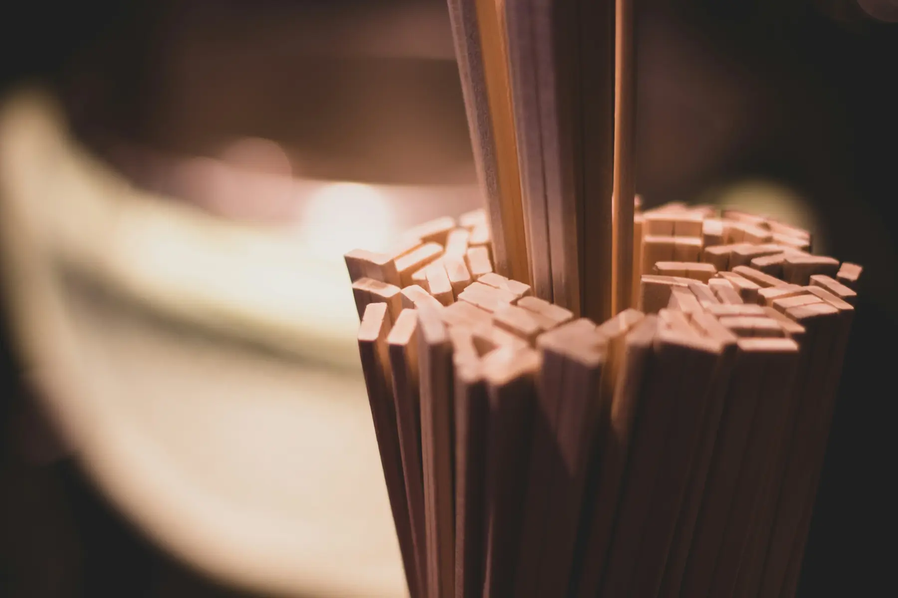 Vad kostar det att platsbygga ett kök i massivt trä?