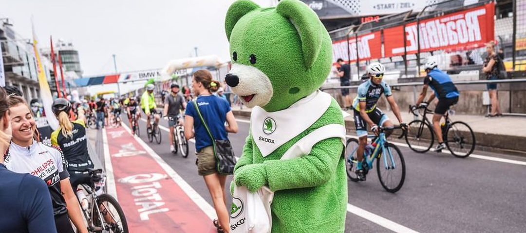 Emotionalizing: Rad am Ring as an incentive or group experience