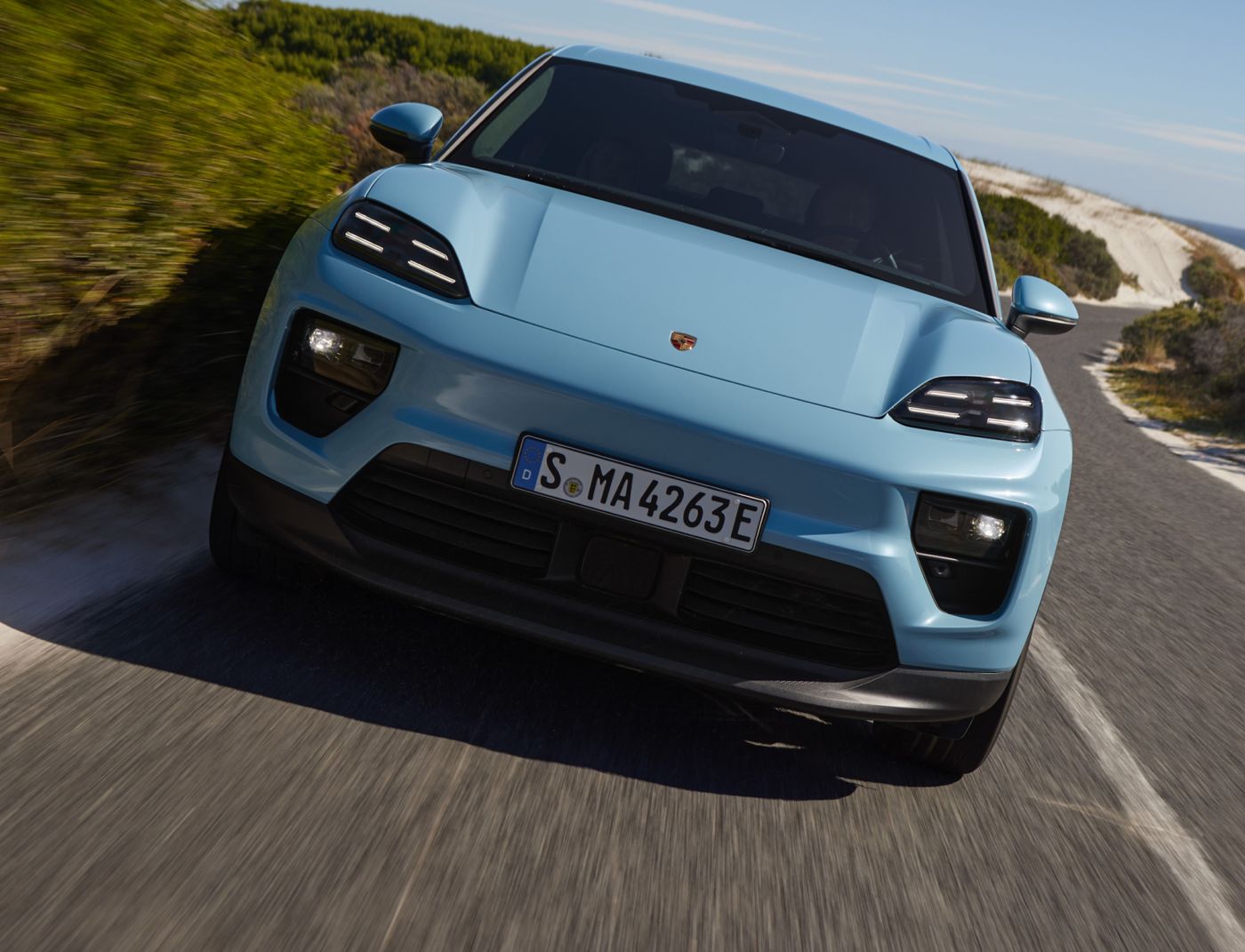 Porsche Macan Electric driving