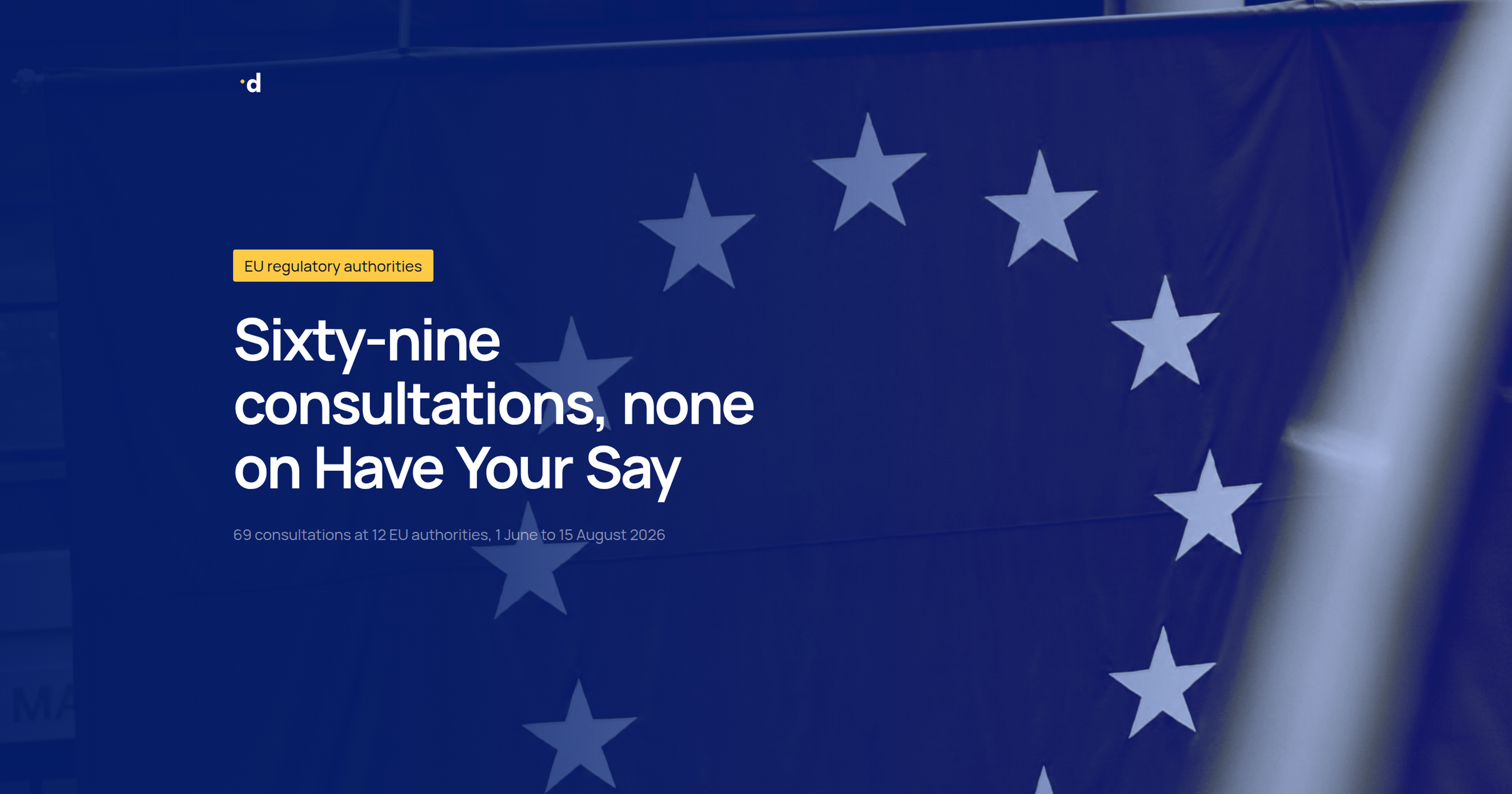 Drapeau europeen suspendu dans un batiment institutionnel, traite en duotone bleu Dixit, cover de l'article sur les consultations des agences europeennes