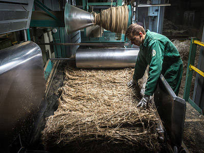 LEITNER Leinenmanufaktur - Vom Flachs zum Leinen - die Verarbeitung