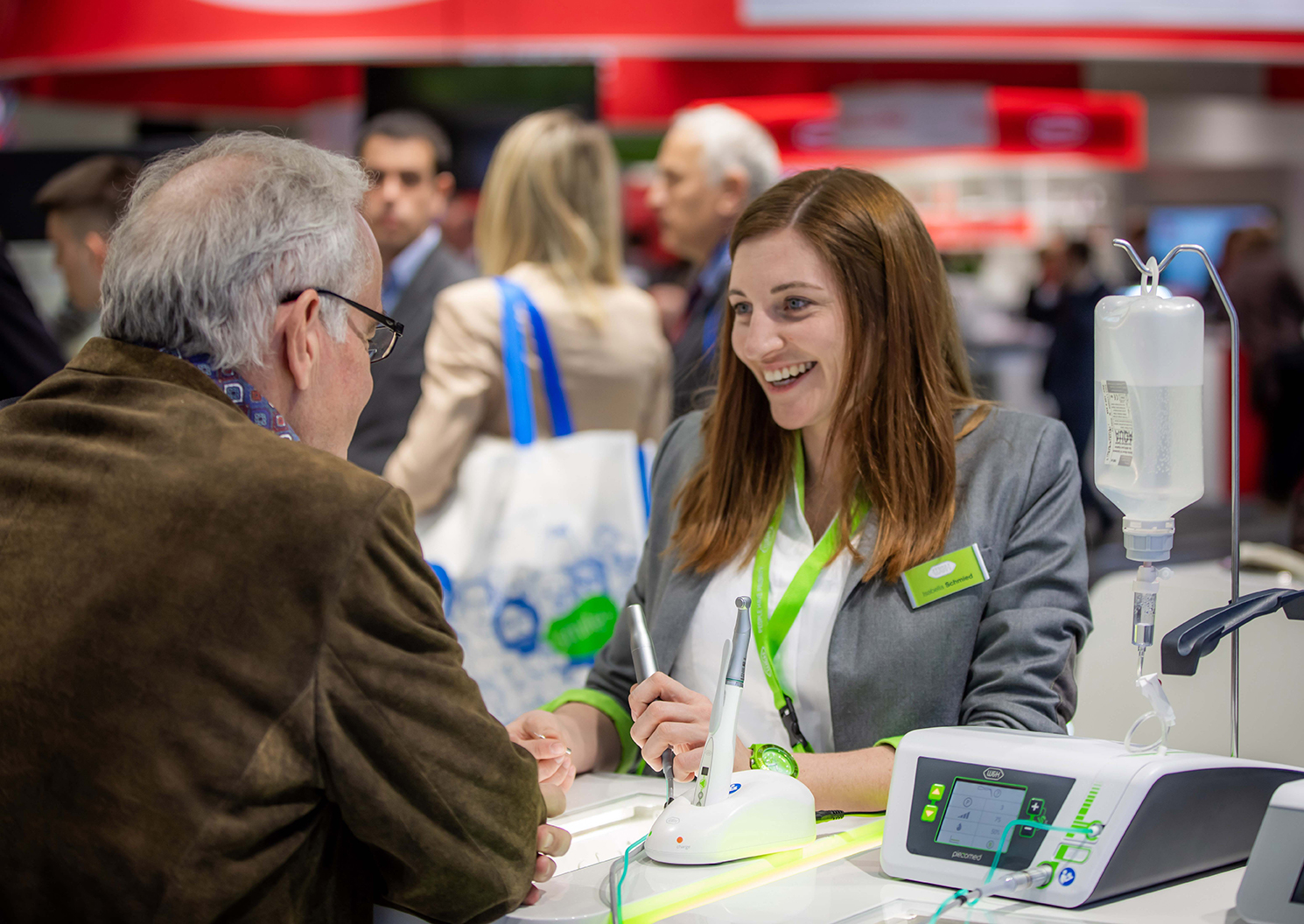 Isabella Schmied, W&H development engineer, provides information on innovations in the field of oral surgery. Isabella Schmied, W&H development engineer, provides information on innovations in the field of oral surgery.