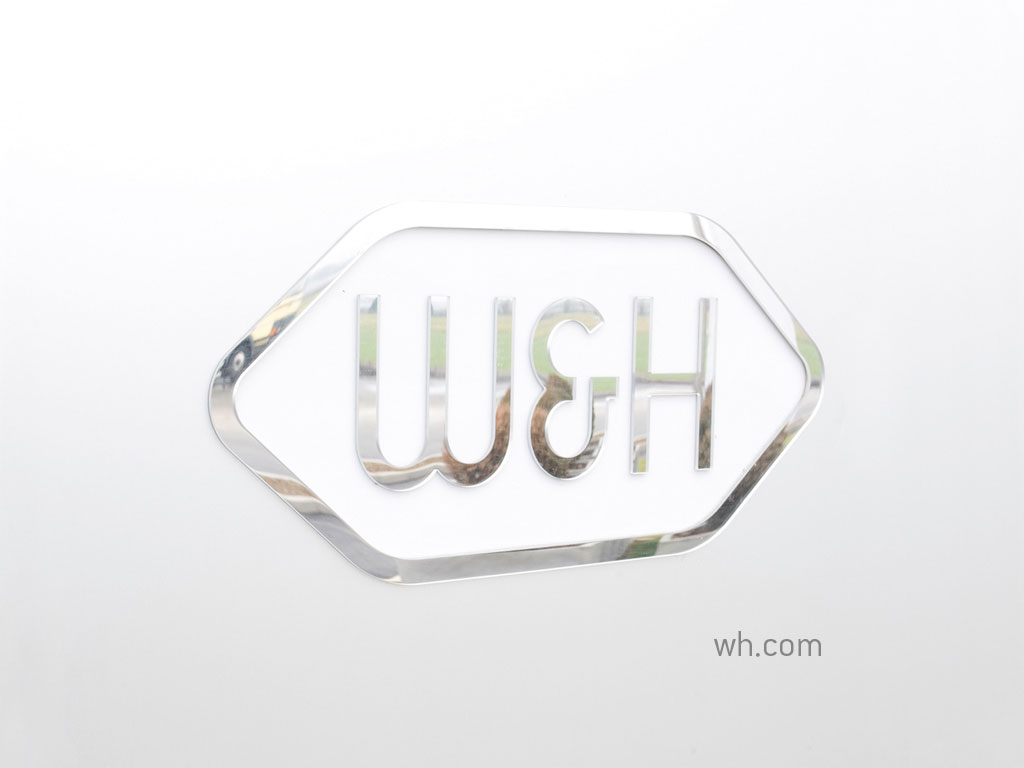 Тапет за работен плот на W&H Тапет за работен плот на W&H