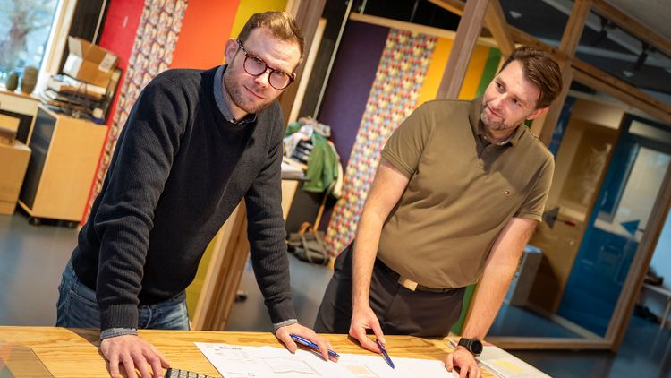 Medarbejder med ansvar for beregning af tilbud