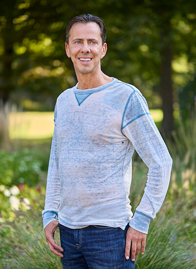 photographer and videographer, botanical stock photography, video