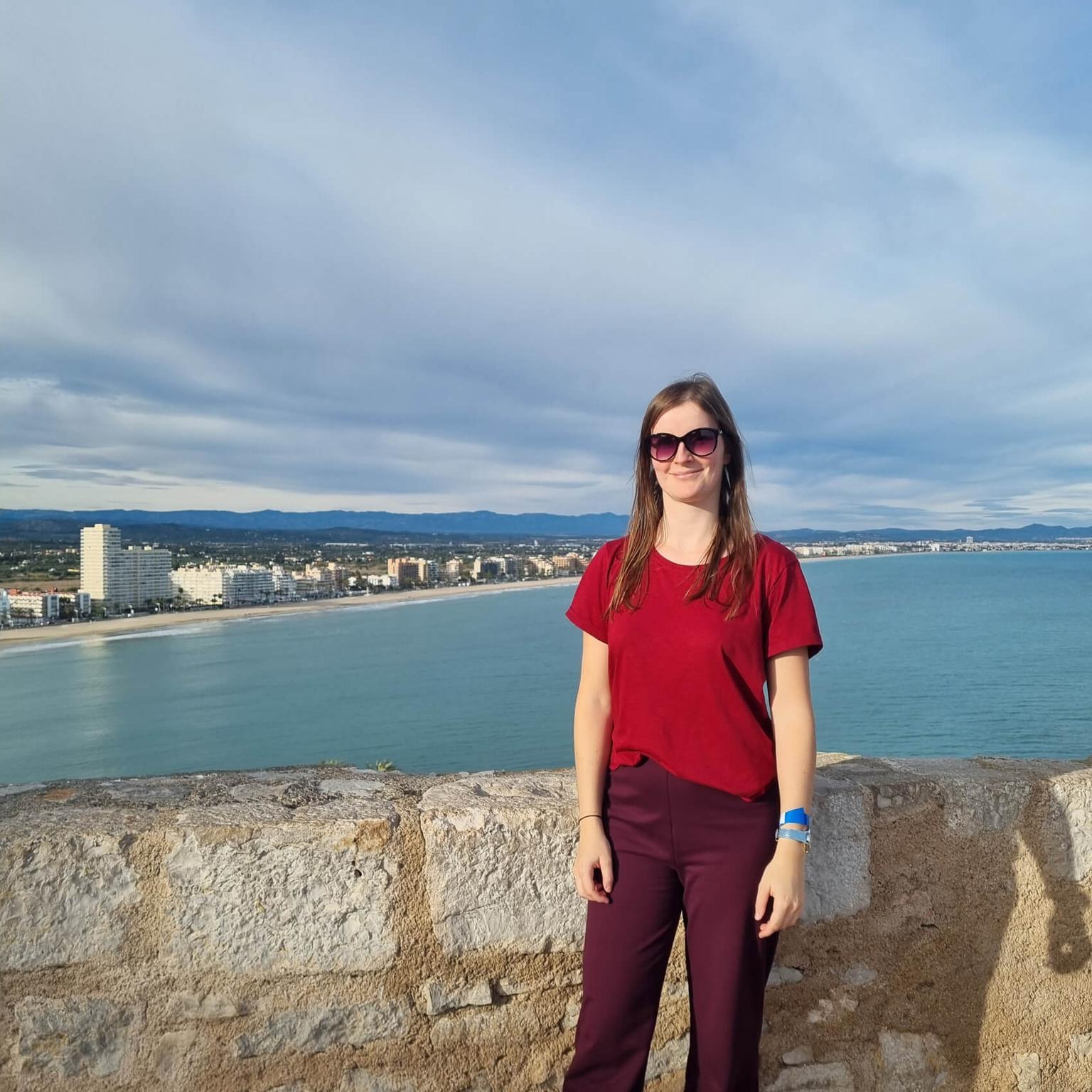Auslandspraktikantin Nele genießt die Auszeit am Strand von Valencia