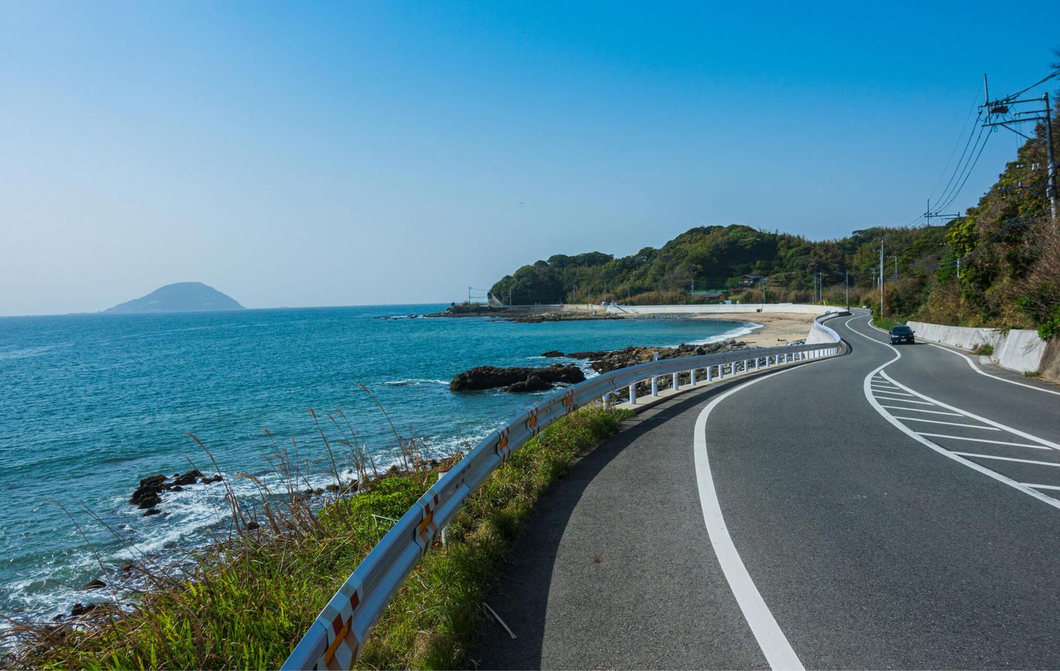 Fahrt entlang der japanischen Küste auf dem Weg zum Praktikumsort