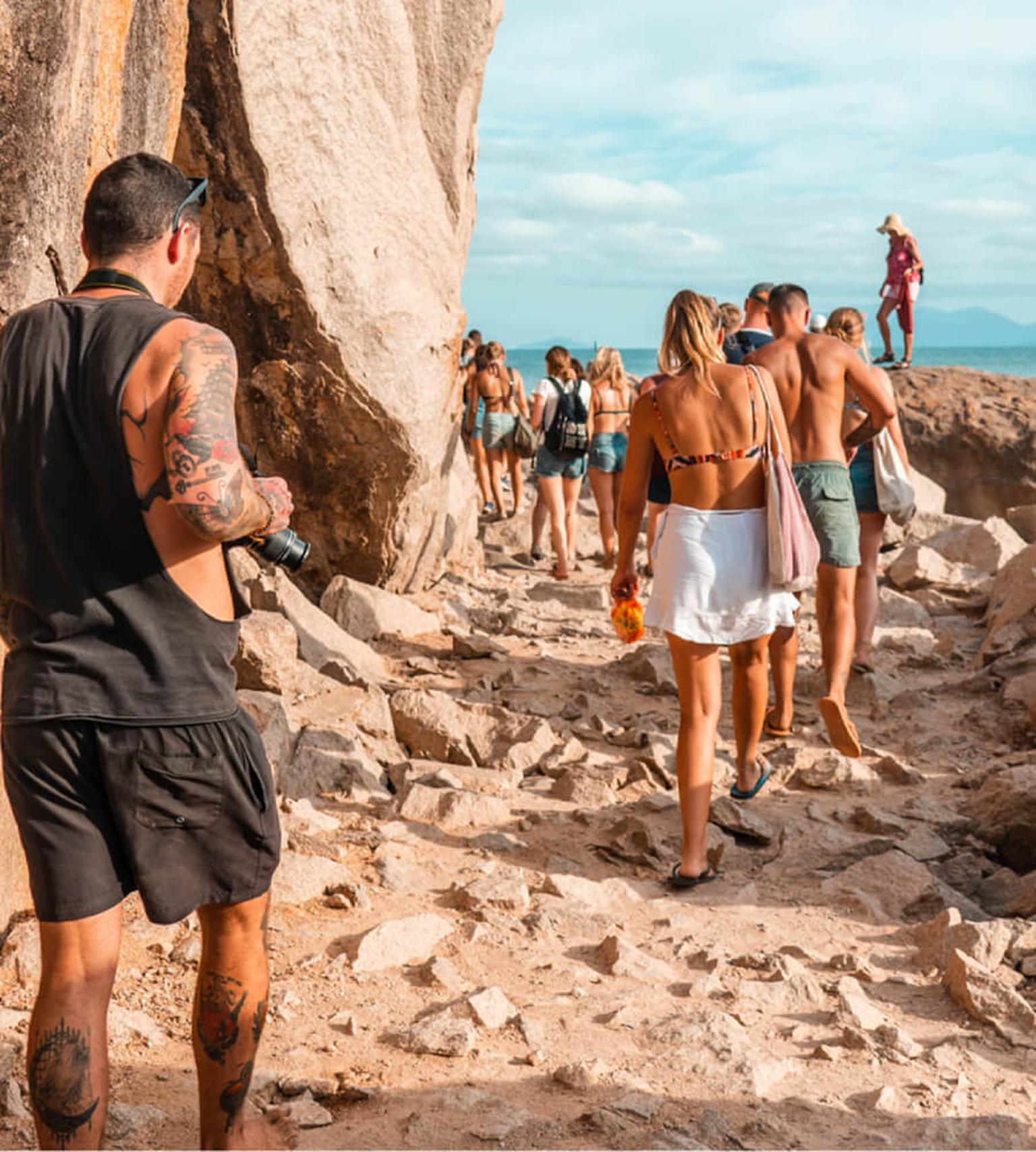 Studenten genießen die Natur an Australien's Ostküste während eines Auslandspraktikums in Sydney