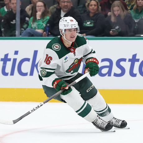 Nicolas Aubé-Kubel of the Minnesota Wild turning up the ice.