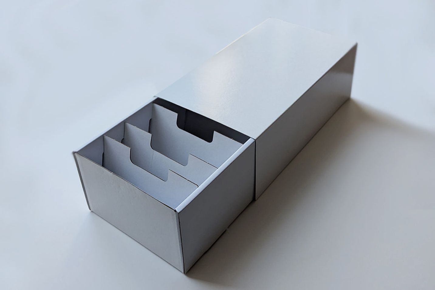Stabile Lernbox (A8) aus Wellpappe