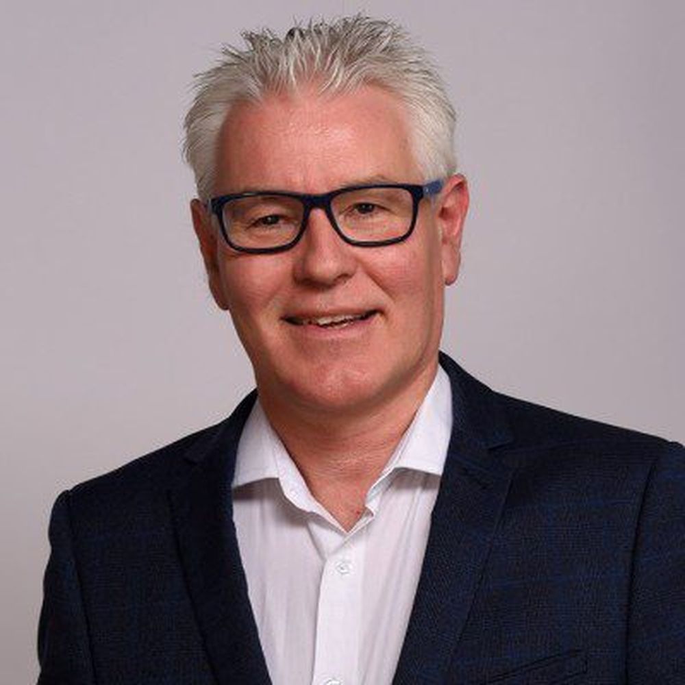 Gordon Glenister, author of influencer marketing strategy and host of Influence