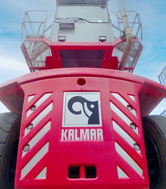 Nieuwe stoel in Kalmar container reachtruck | EBLO