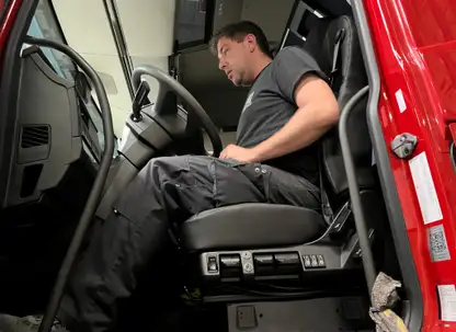 UnitedSeats Voyager C65 Premium mounting Volvo truck