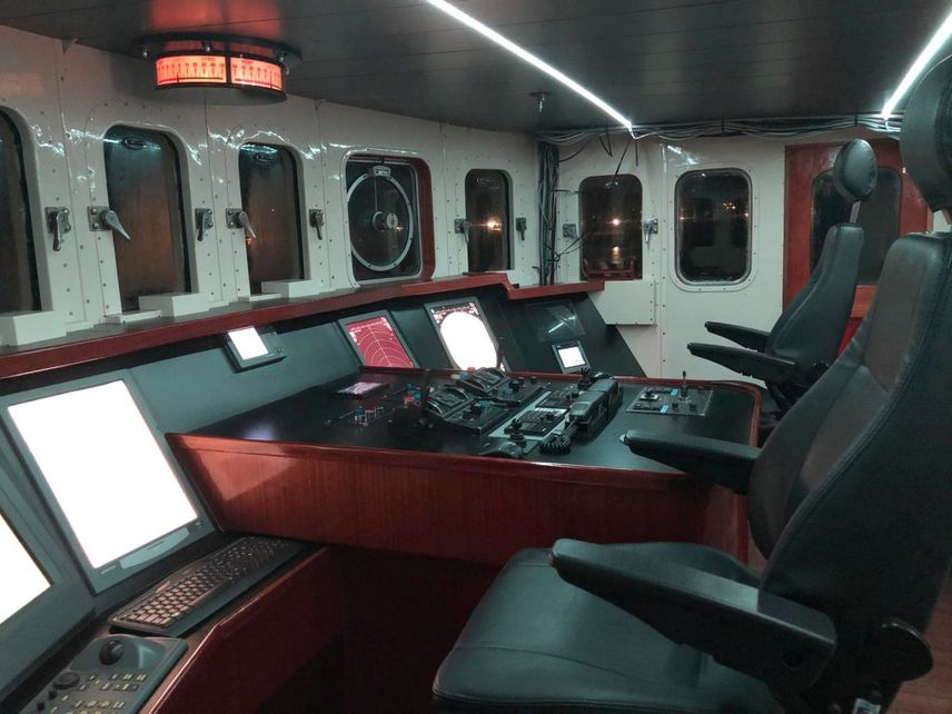 EBLO sponsort verbouwing stuurhuis met 2 UnitedSeats stoelen