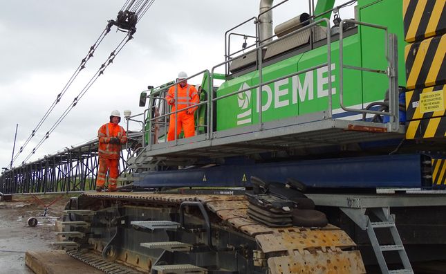 Raupenkran dank Grammer/Recaro „Special“ schnell wieder einsatzbereit