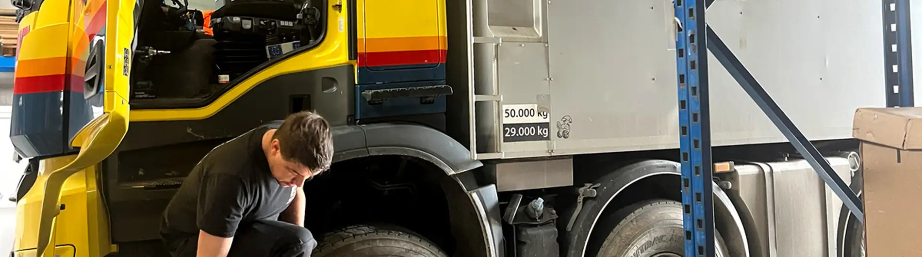 ISRI vrachtwagenstoel voor Mercedes vrachtwagen
