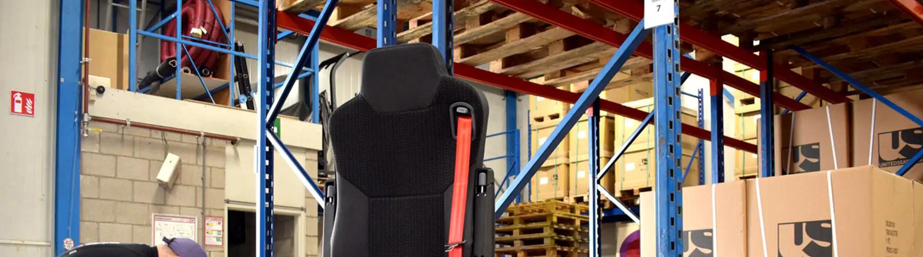 inbouw ISR 6860/875 NTS VOLVO vrachtwagen