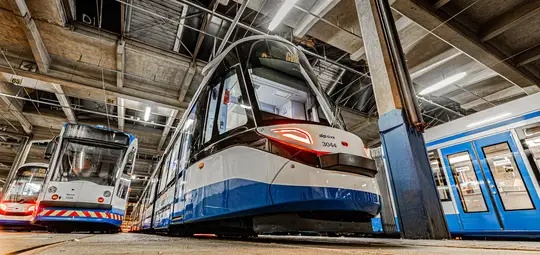 Built-in driver's seat for GVB