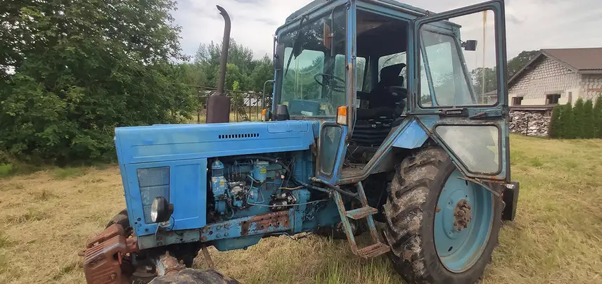 UnitedSeats Rancher seat in very old belarus tractor
