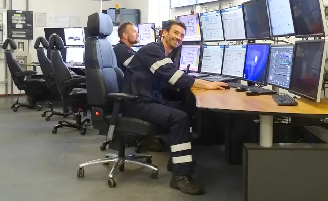 Air Liquide voorziet controleruimte van ergonomische 24/7-stoelen van EBLO