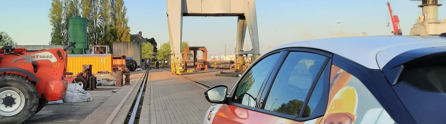 Montage du siège de la grue sur le site