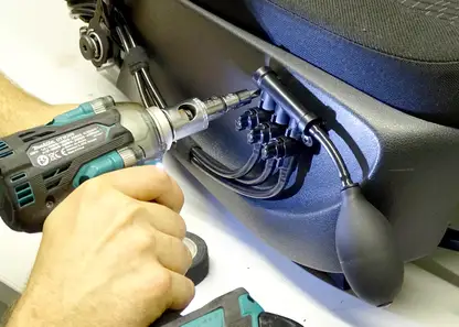More back support with built-in lumbar support