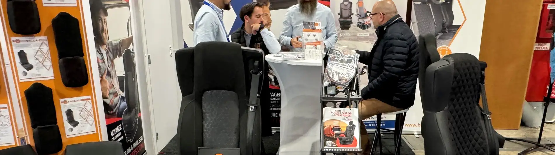 UnitedSeats dealer Azur Siège France represents UnitedSeats at the Solutrans show in Lyon