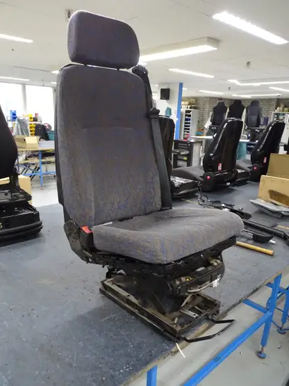 oude renault isri stoel