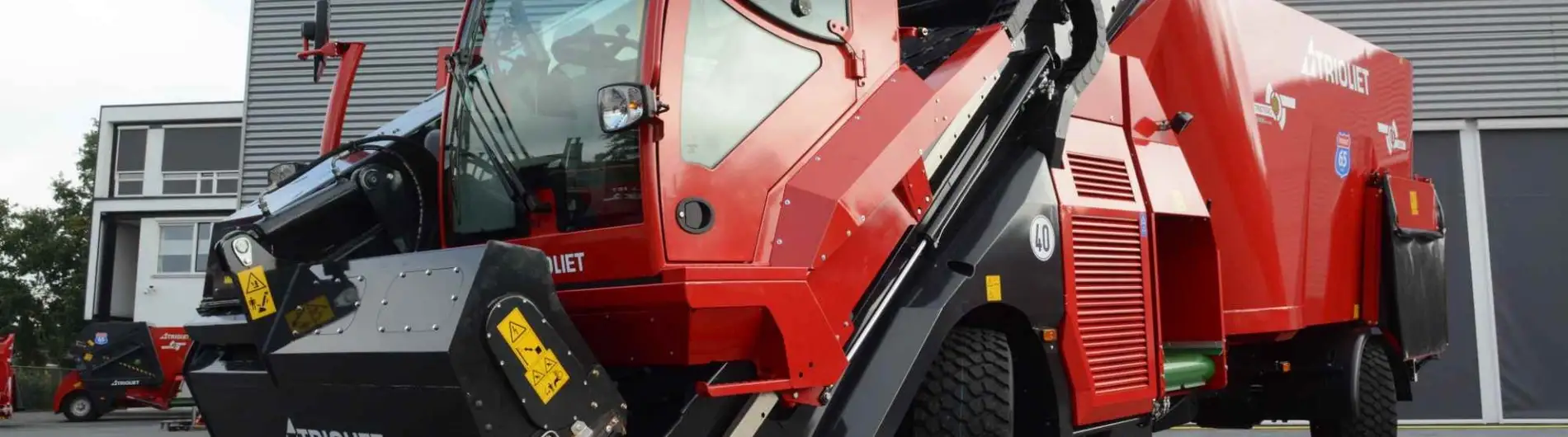 UnitedSeats LGV90 C7 Pro seats for Trioliet feed mixers