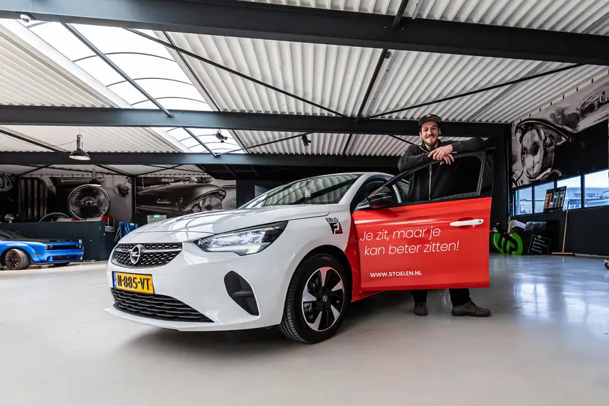 Je zit, maar je kan beter zitten, bedrijfsauto EBLO
