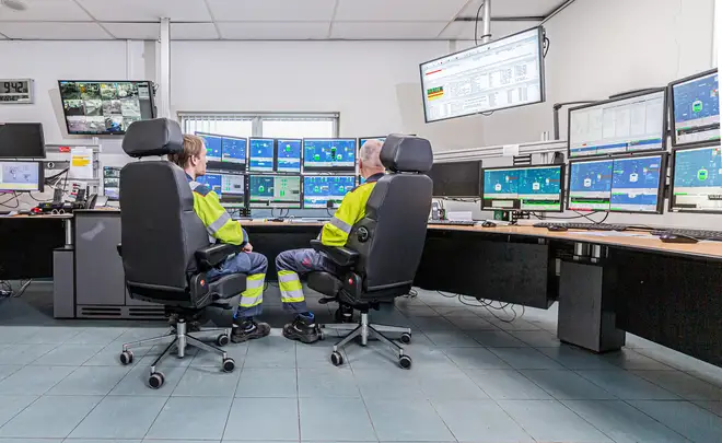 Seats-for-control-room
