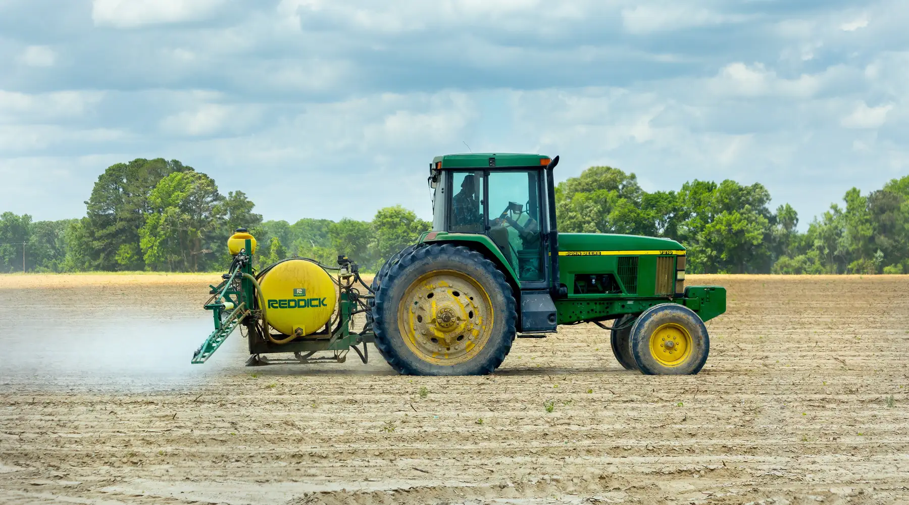 John Deere trekker