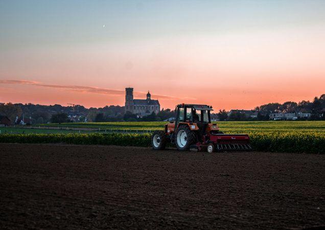 tractor met comfortabele tractorstoel