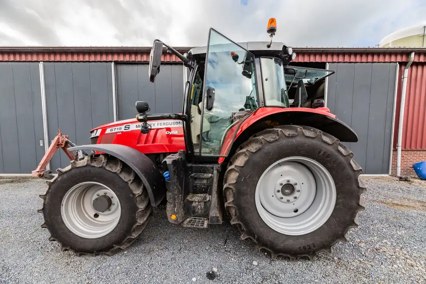 Tractor Massey Ferguson