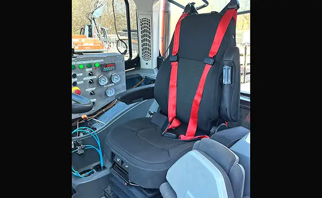 UnitedSeats LGV90/C8 Ah Pro for tow truck tractor pull