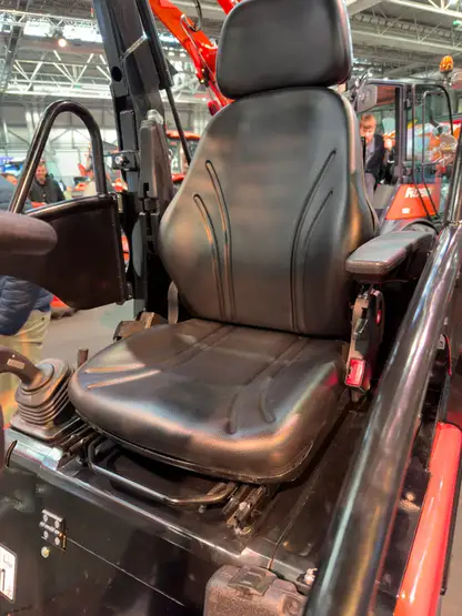 Kubota wheel loader equipped with UnitedSeats seat