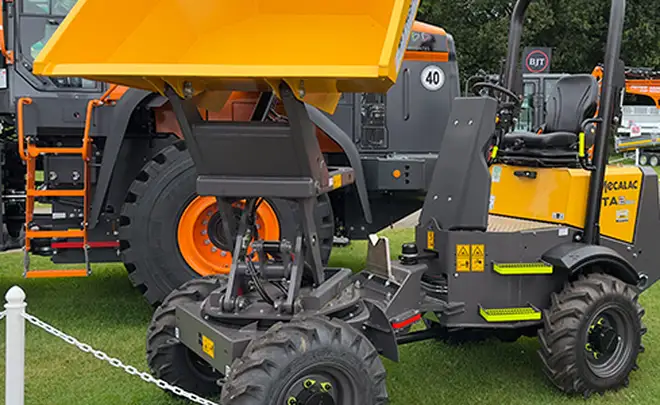 Mecalac with UnitedSeats construction seat for dumper
