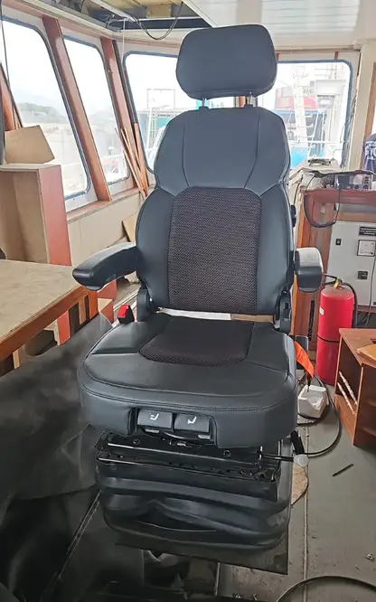 UnitedSeats MGV120/C8 Pro fitted in peruvian fishing boat