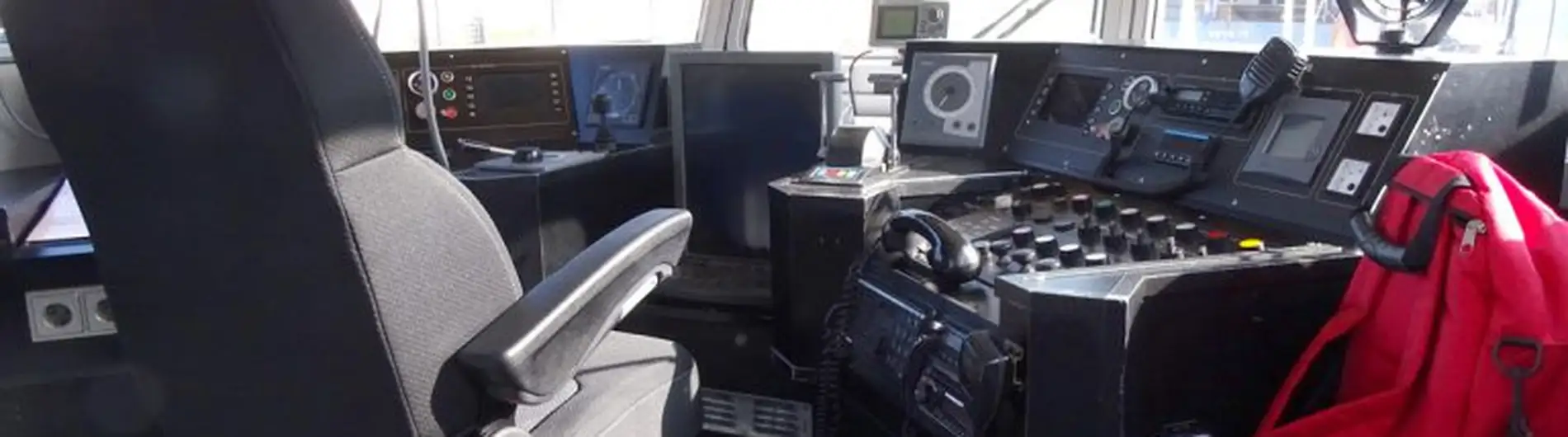 UnitedSeats C8 Pro vessel seat