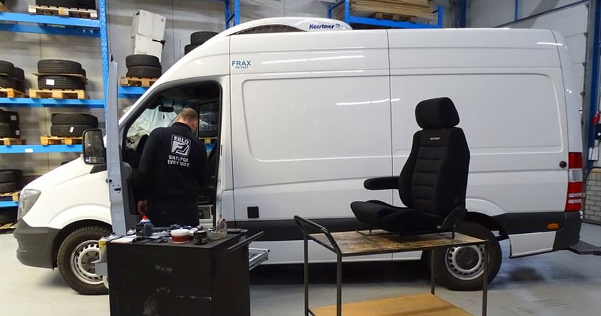 Eblo inbouw scheel stoel