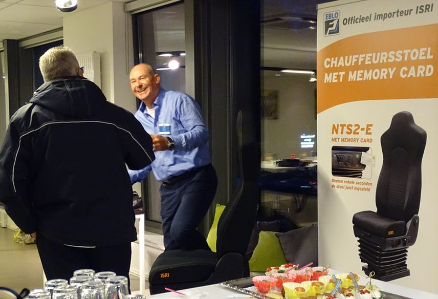 eblo-ov-isri-memory-e-stoel