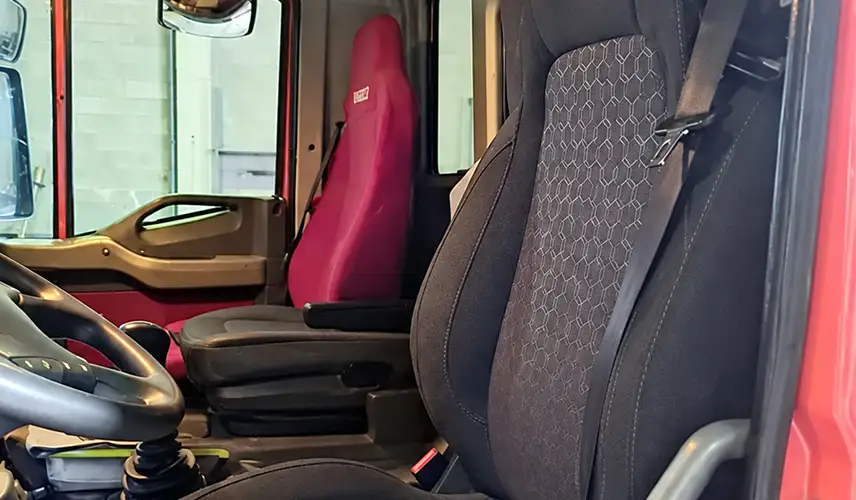 Voyager seat installation by Sumsertech