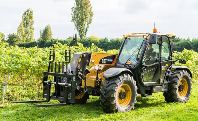 unitedseats mechanical seat in caterpillar telehandler