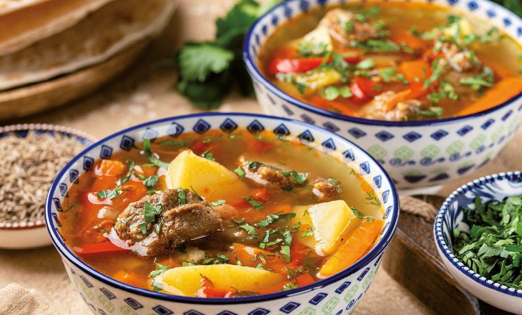 Shurpa (shorpa) soup. Uzbekistan