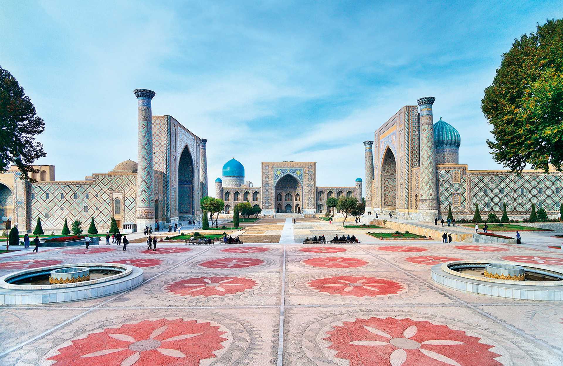 Registan Square, Shah-i-Zinda - UNESCO World Heritage, Samarkand, Uzbekistan