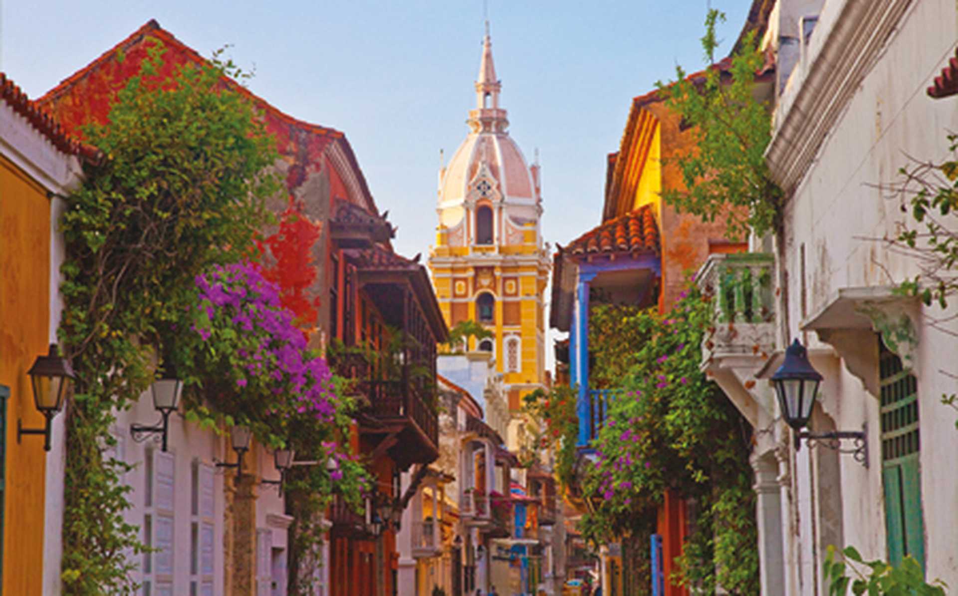 The colourful streets of Catagena, Colombia
