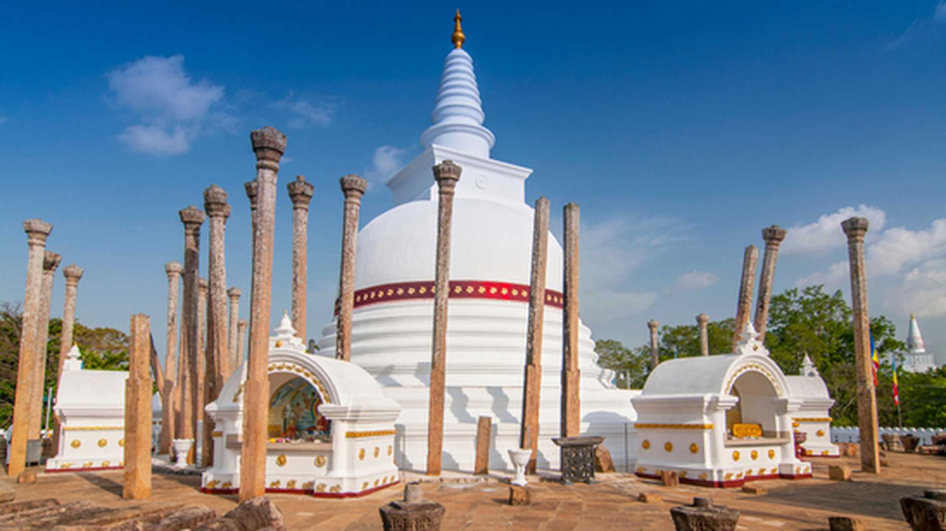 Thuparama Dagoba in Anuradhapura, UNESCO World Heritage Site, North Central Province, Sri Lanka, Asia.